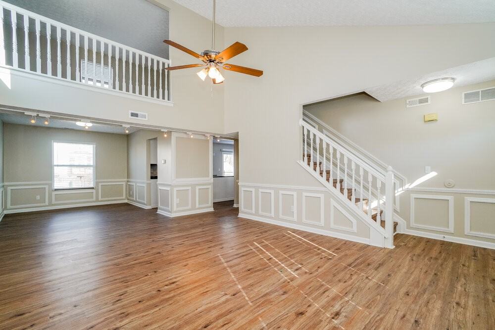 1390 Halfhill Way - Photo 4 of 17