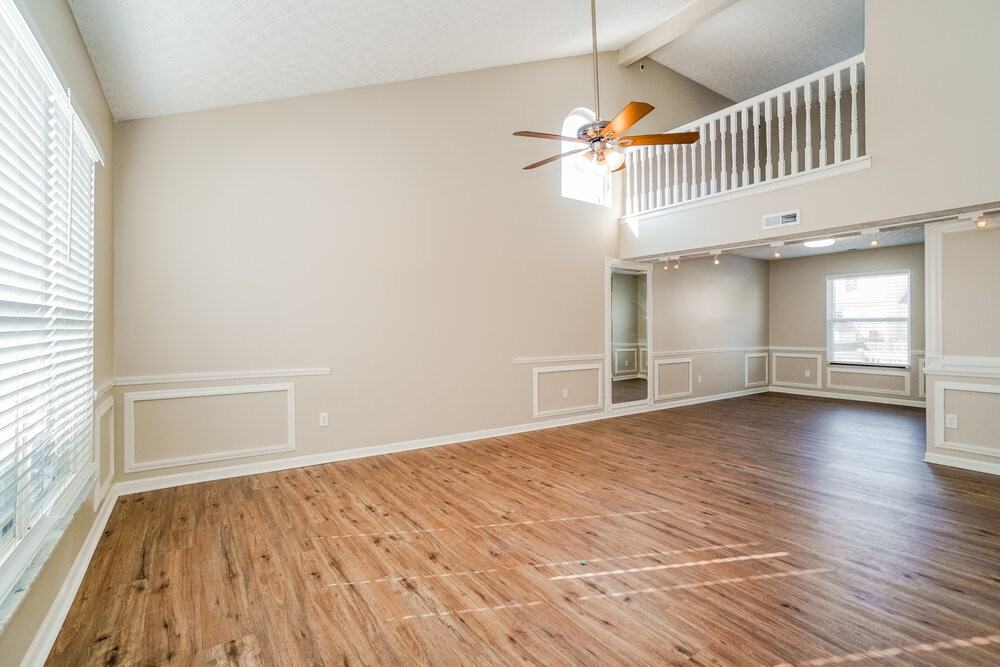 1390 Halfhill Way - Photo 6 of 17