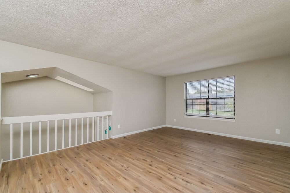 2960 Zephyr Dr - Photo 4 of 17