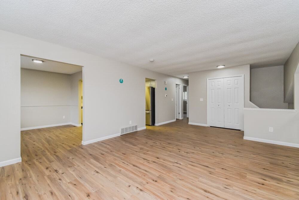 2960 Zephyr Dr - Photo 5 of 17