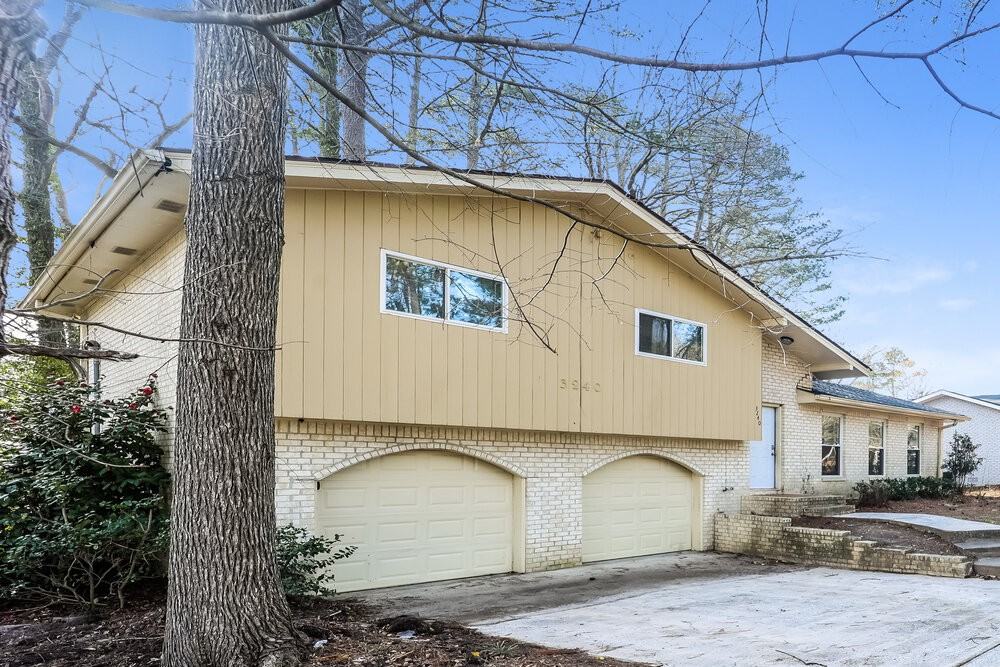 3240 Devilla Trce - Photo 4 of 17