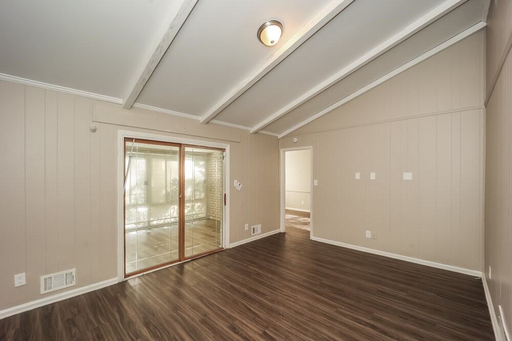 3240 Devilla Trce - Photo 5 of 17