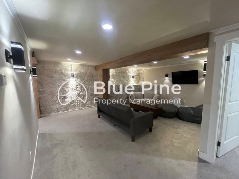 1165 Canal Ave #1 - Photo 5 of 13
