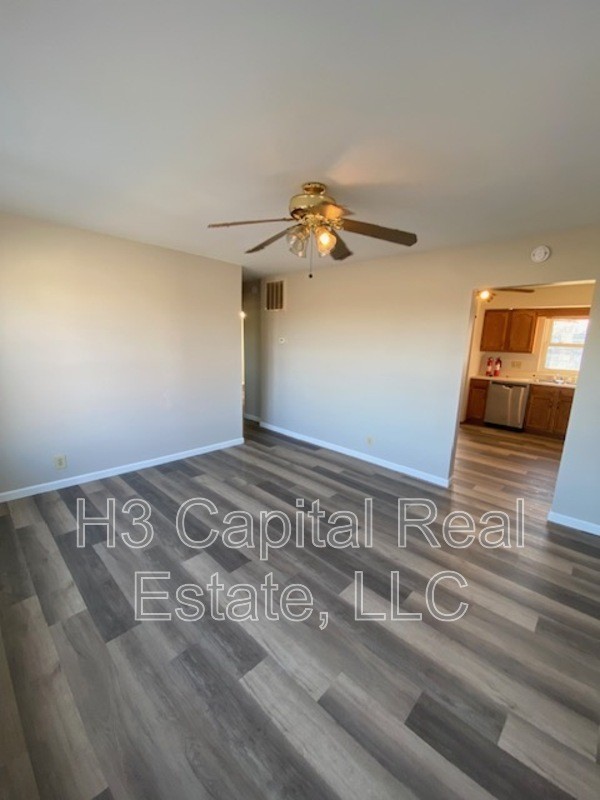 139 Kinder Ln - Photo 2 of 12