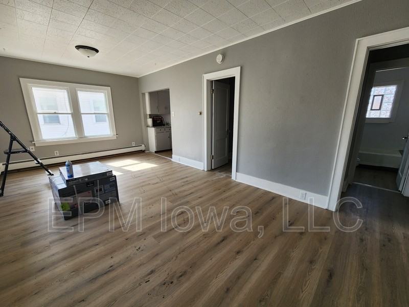 657 Boston Ave - Photo 2 of 10