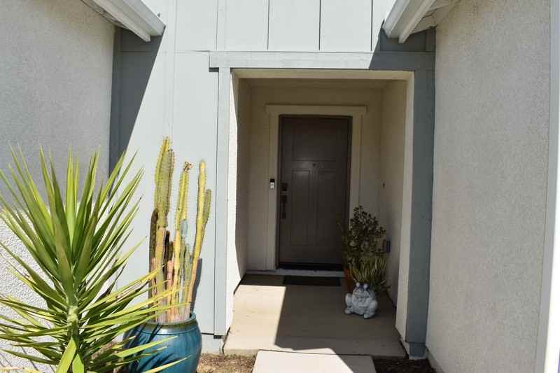 671 Keenan Ct - Photo 4 of 32