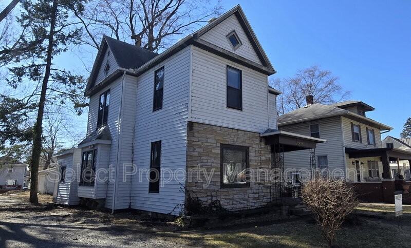 1231 Park Ave - Photo 3 of 32