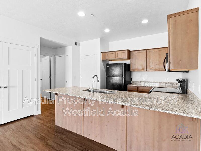 678 Eastsouth #101 - Photo 3 of 50