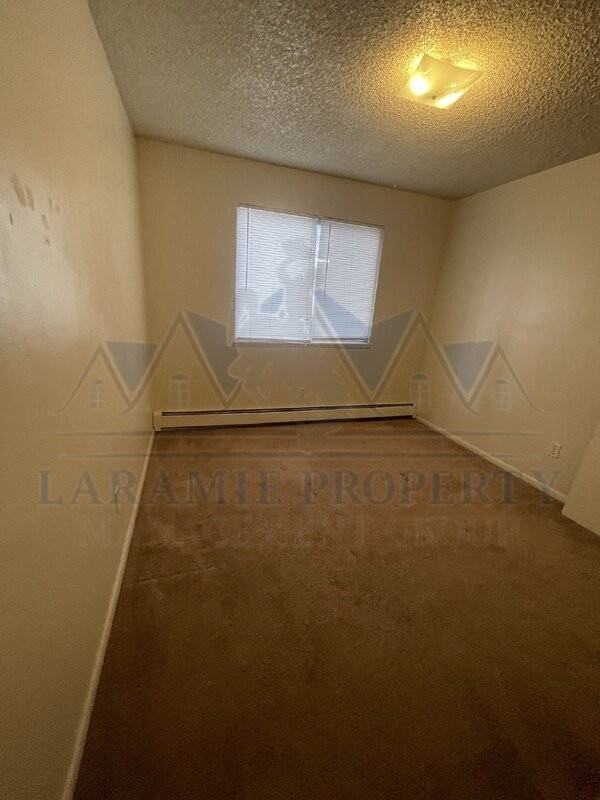 2310 E Garfield St #B10 - Photo 6 of 12
