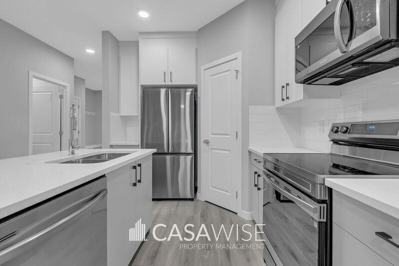 11927 125 St Nw #MAIN - Photo 2 of 25