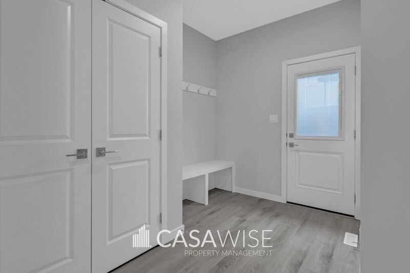 11927 125 St Nw #MAIN - Photo 5 of 25