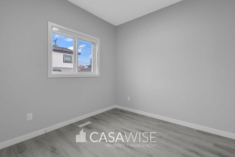 11927 125 St Nw #MAIN - Photo 7 of 25