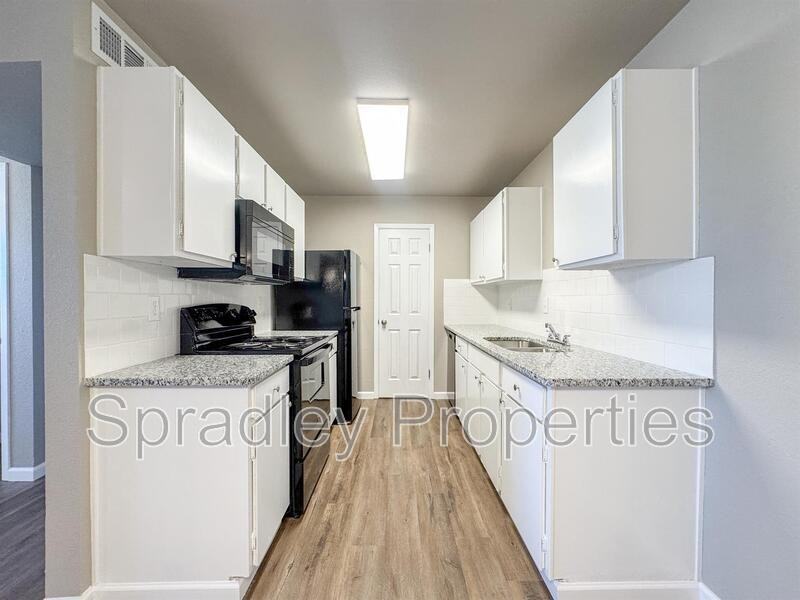 120 W Main St #TT24 - Photo 5 of 9