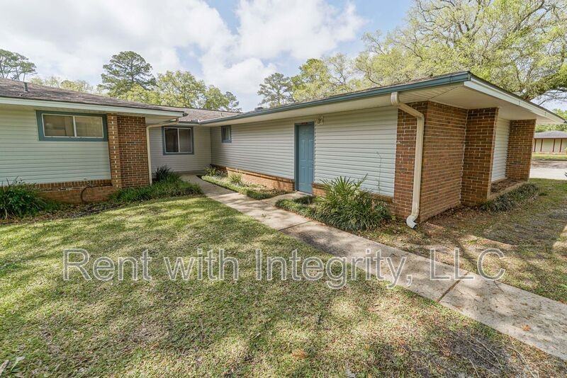 251 - Photo 4 of 30