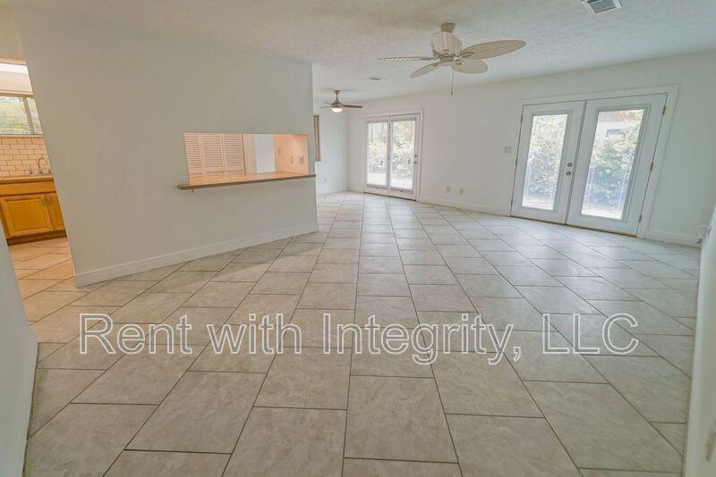 251 - Photo 6 of 30