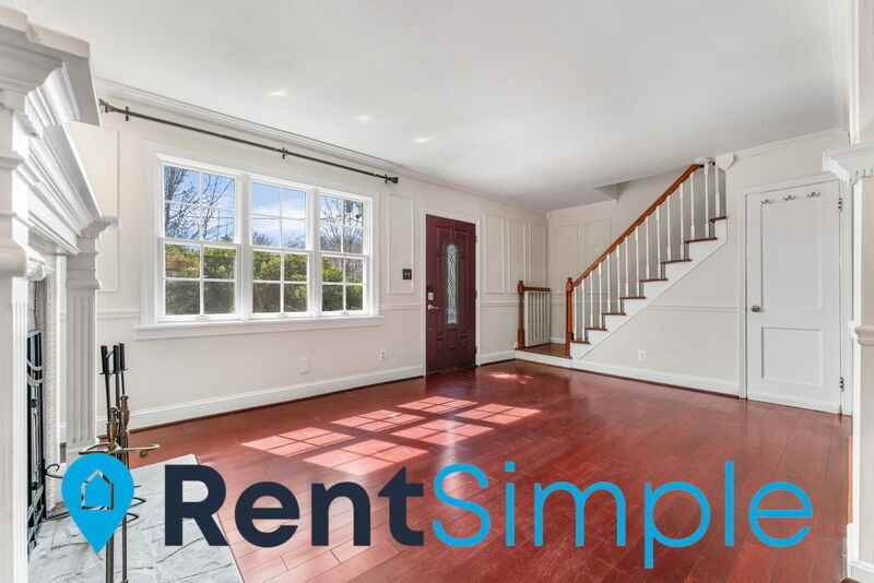 3306 Memorial St - Photo 6 of 41