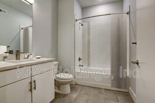 805 W Cary St #424 - Photo 1 of 1