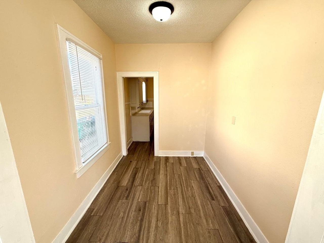 409 Canton - Photo 7 of 25