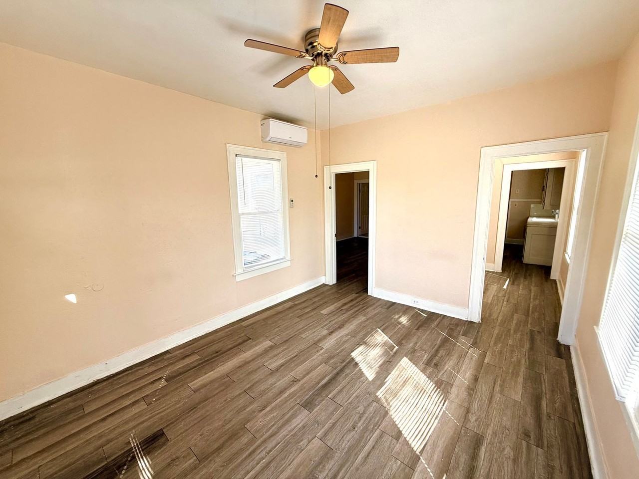 411 Canton - Photo 4 of 18
