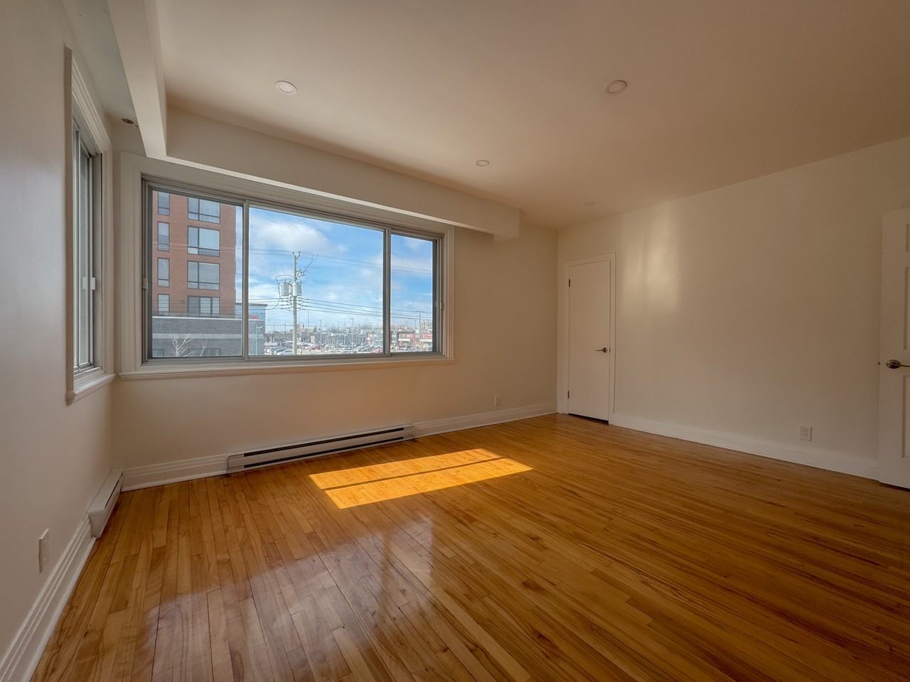 748 Plymouth Avenue - Photo 3 of 15