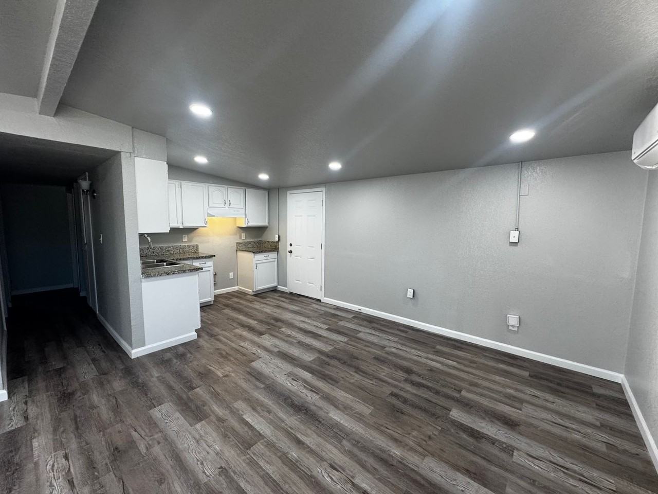 221 K St - Photo 2 of 17