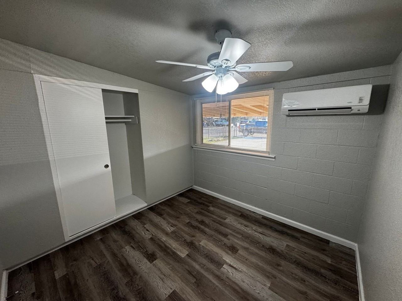 221 K St - Photo 4 of 17