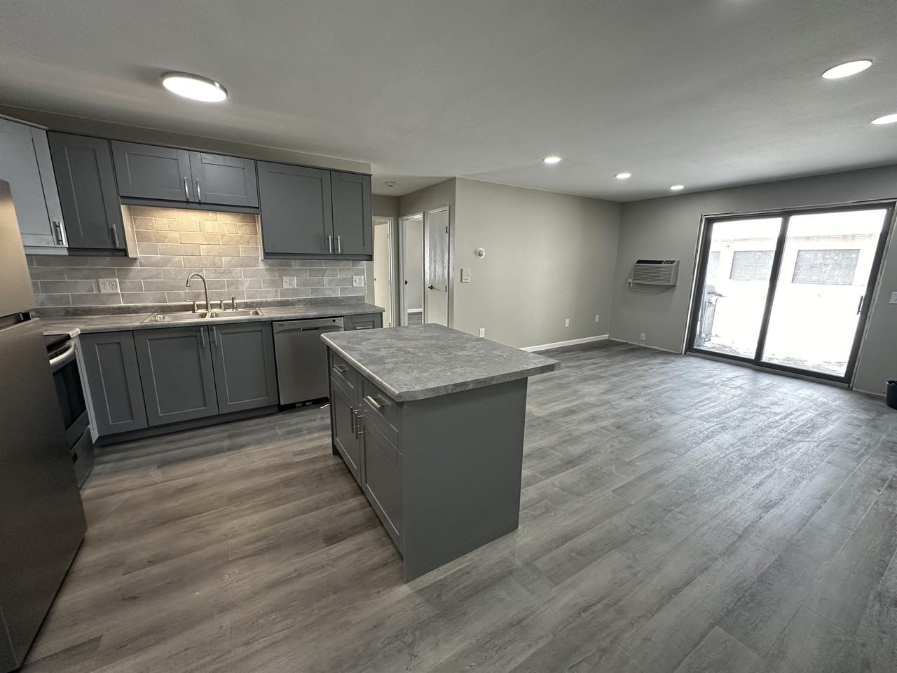 310 McKinley Street - Photo 4 of 21