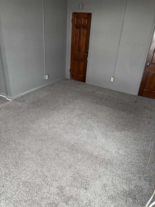 15 East Vine Street - Photo 3 of 9