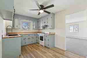 featured image of 301 Rice St