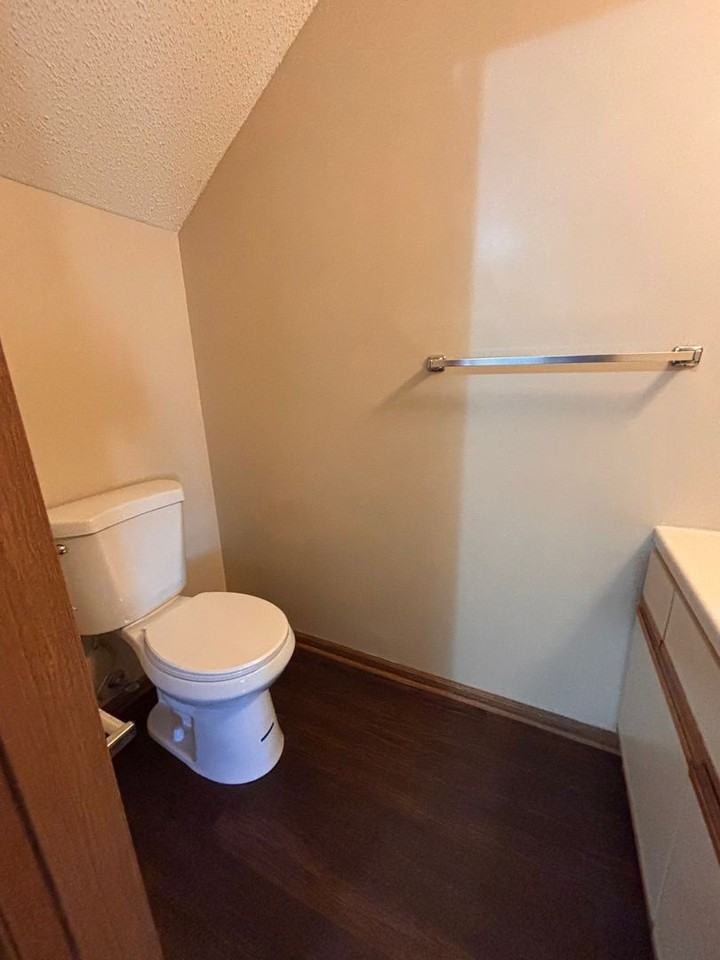 2519 Candlecrest Cir - Photo 6 of 15