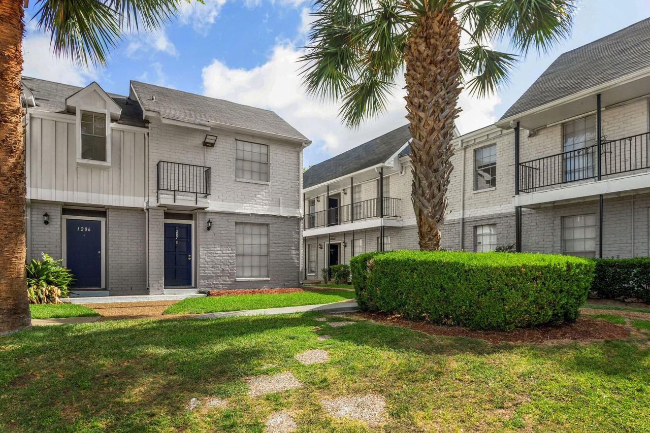 Costa Verde - Photo 4 of 43