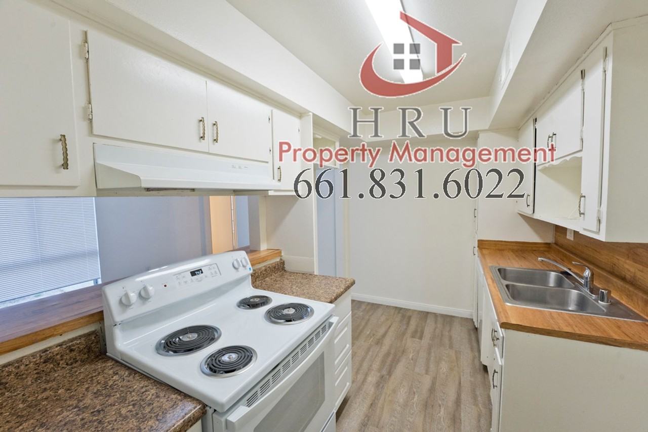 1001 Valhalla Dr #A - Photo 6 of 21