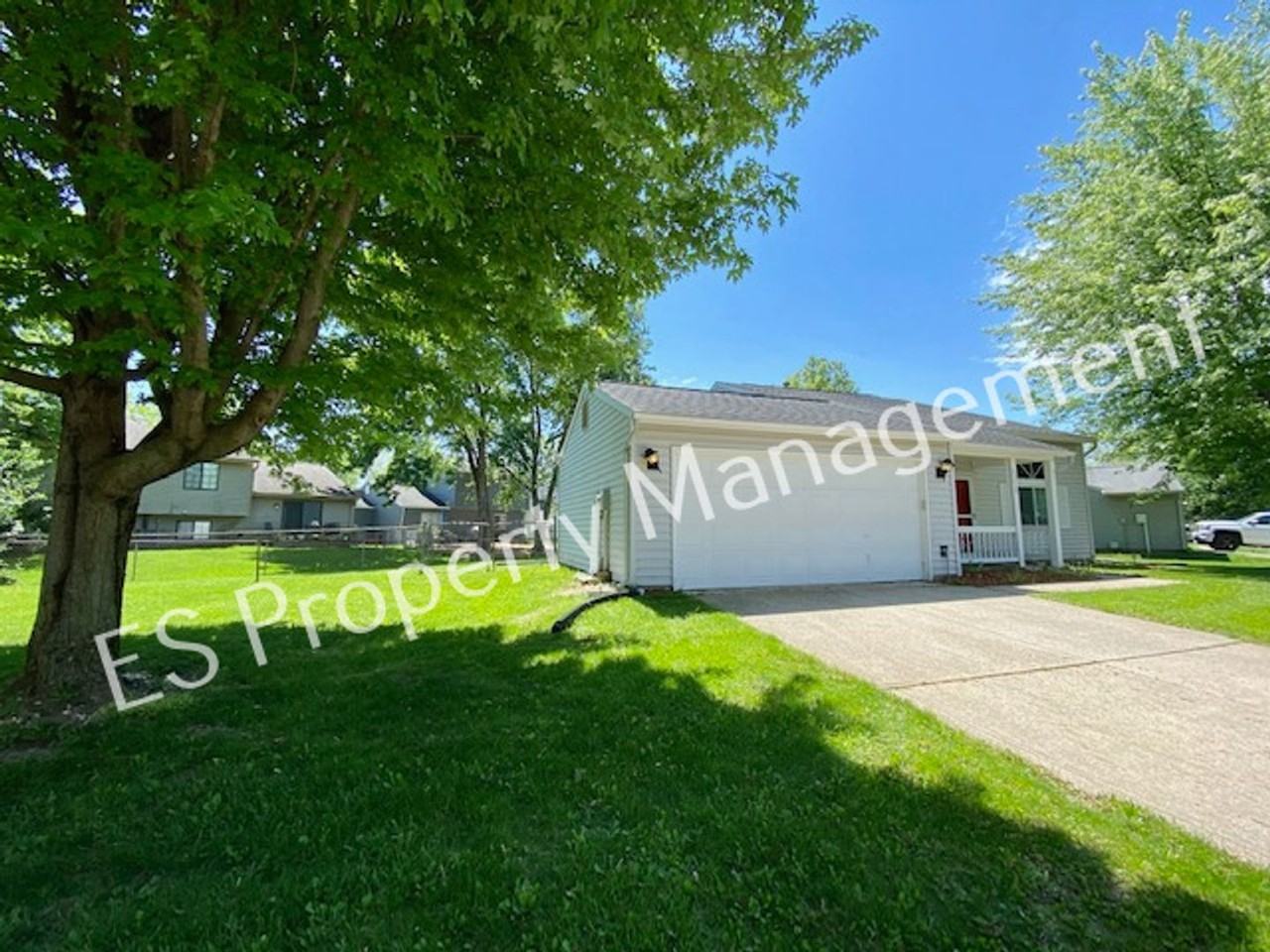 11115 Wismar Dr - Photo 3 of 34