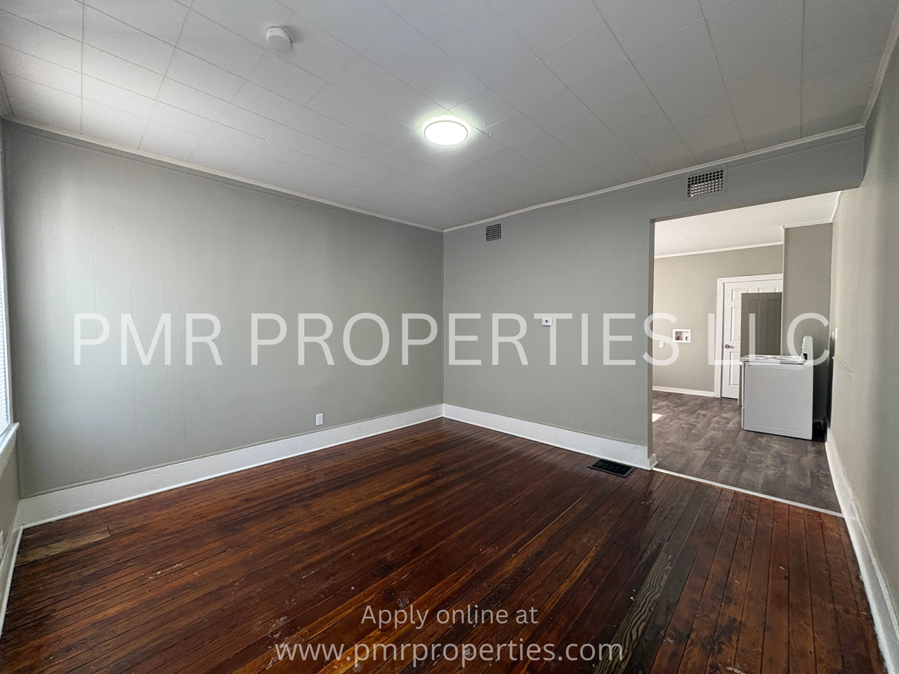 832 Warsaw Ave - Photo 2 of 7