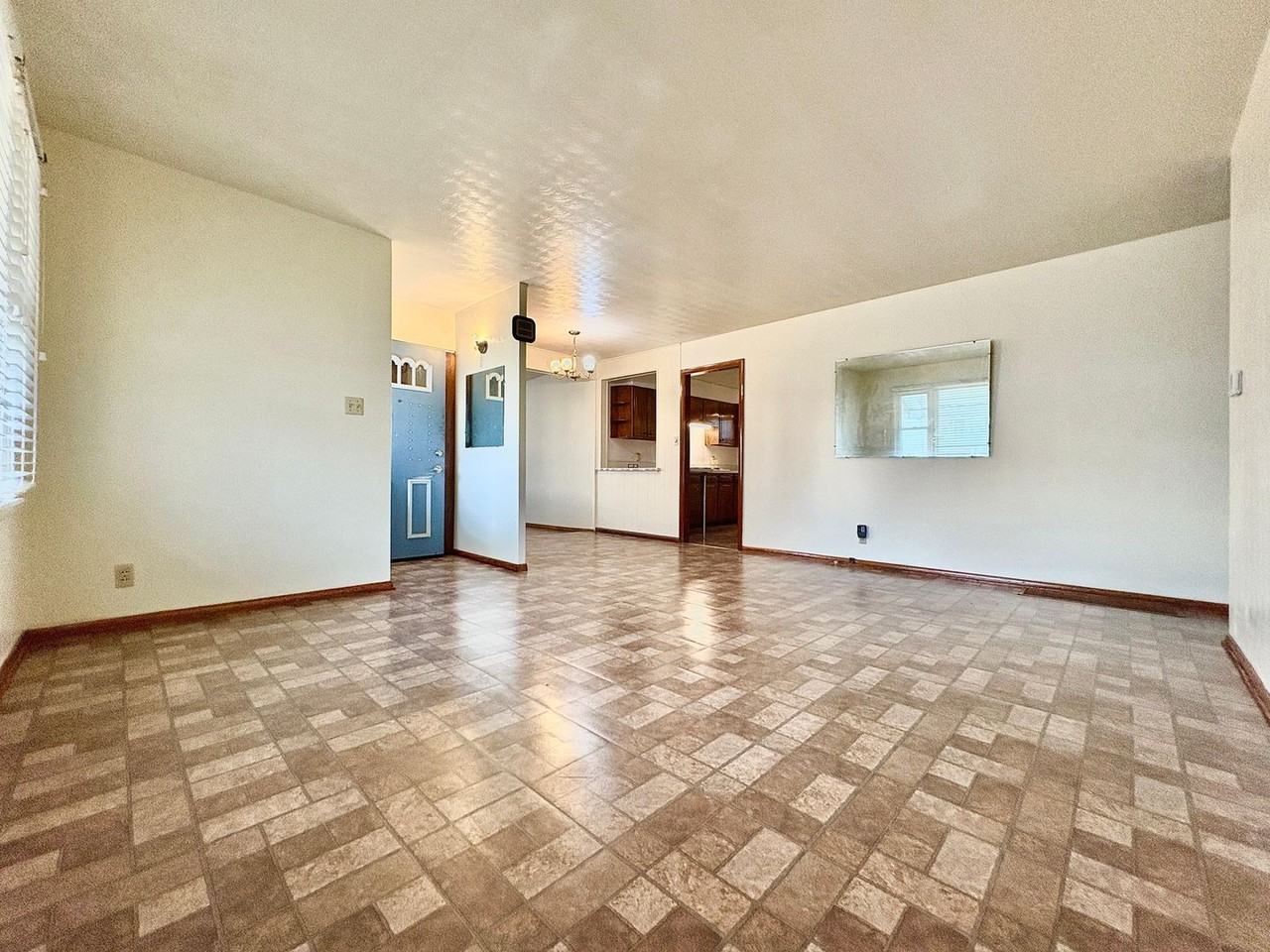 2915 Bryan St - Photo 2 of 26