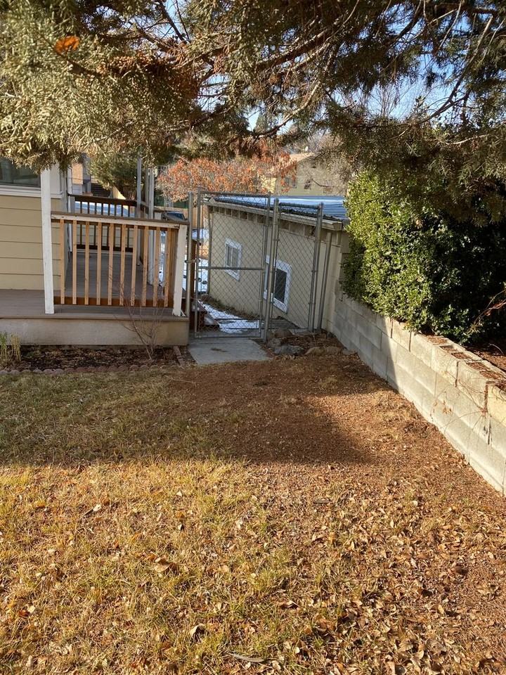 1436 Sargent Ave - Photo 3 of 25