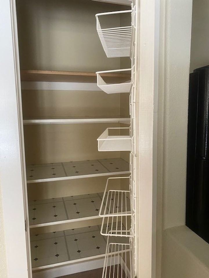 1436 Sargent Ave - Photo 6 of 25