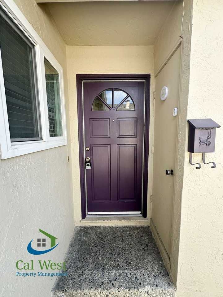 2340 Pauline Dr - Photo 3 of 21