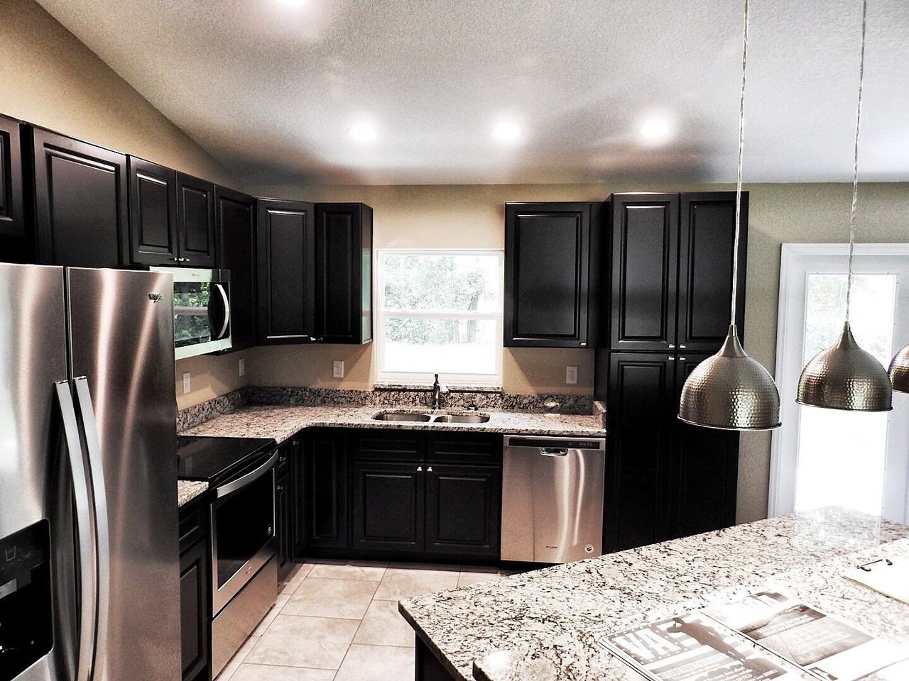 8260 Se 158th St - Photo 7 of 26