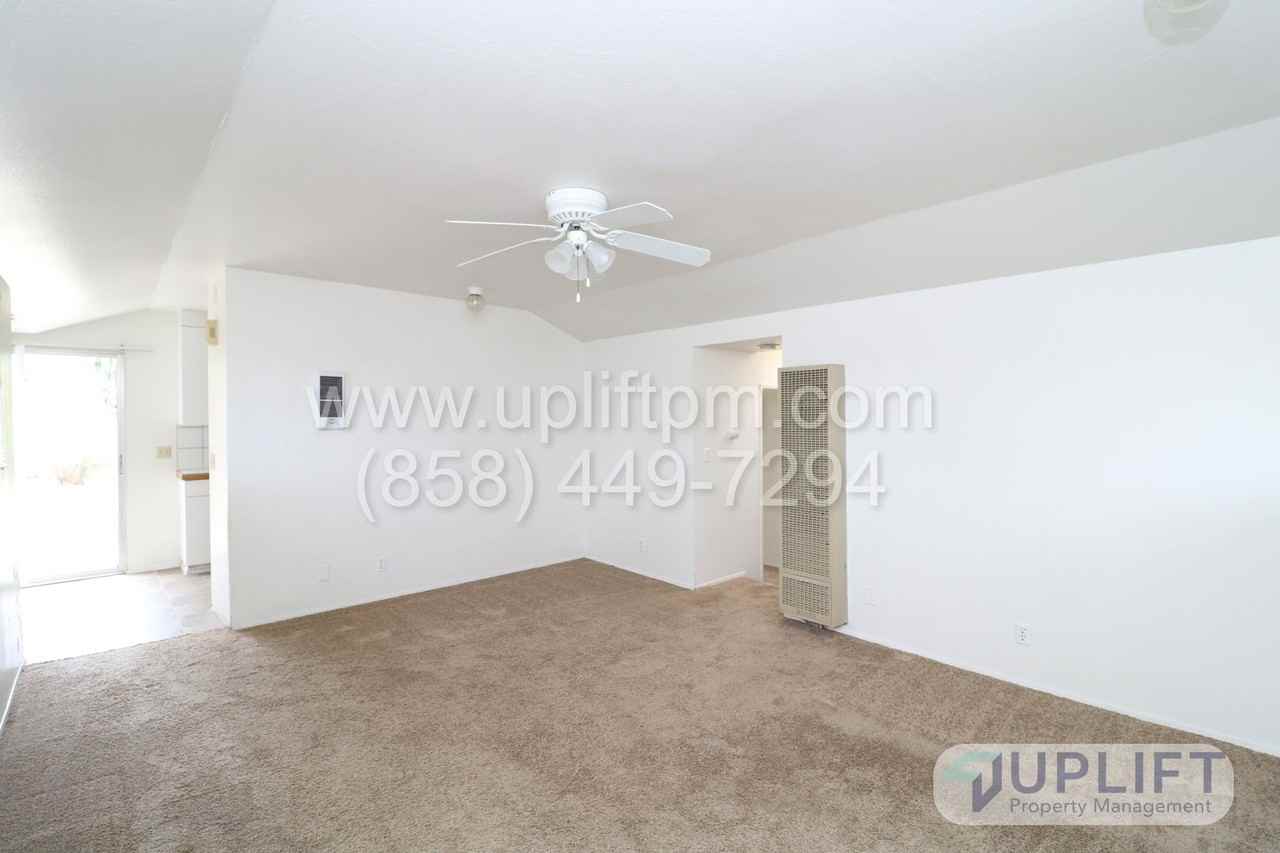 732 F St - Photo 3 of 13