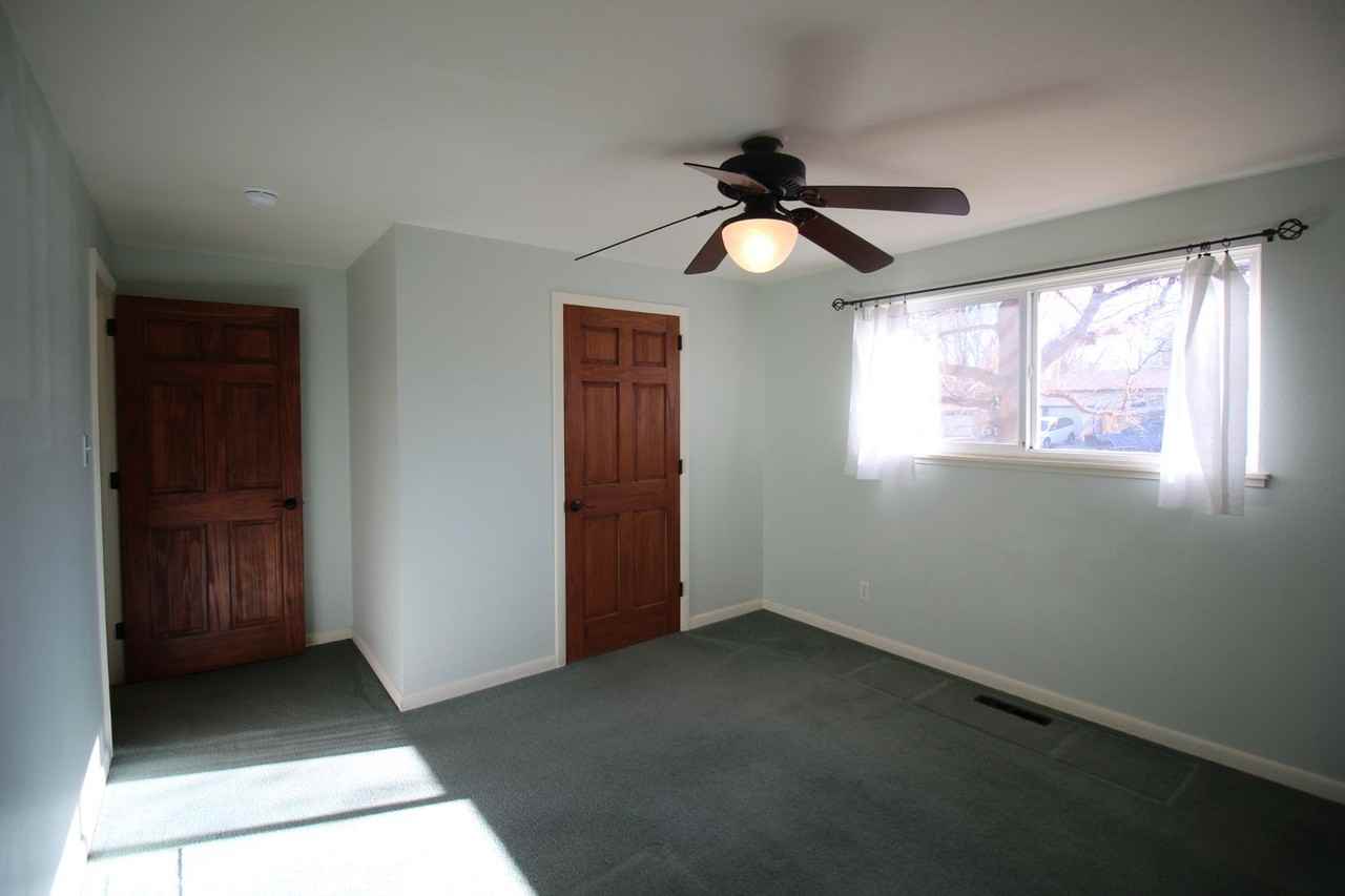 1224 Columbine Ct - Photo 7 of 17