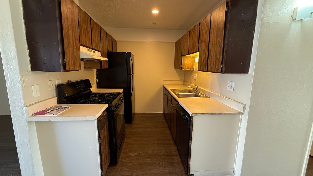 10752 E Exposition Ave #232 - Photo 4 of 11