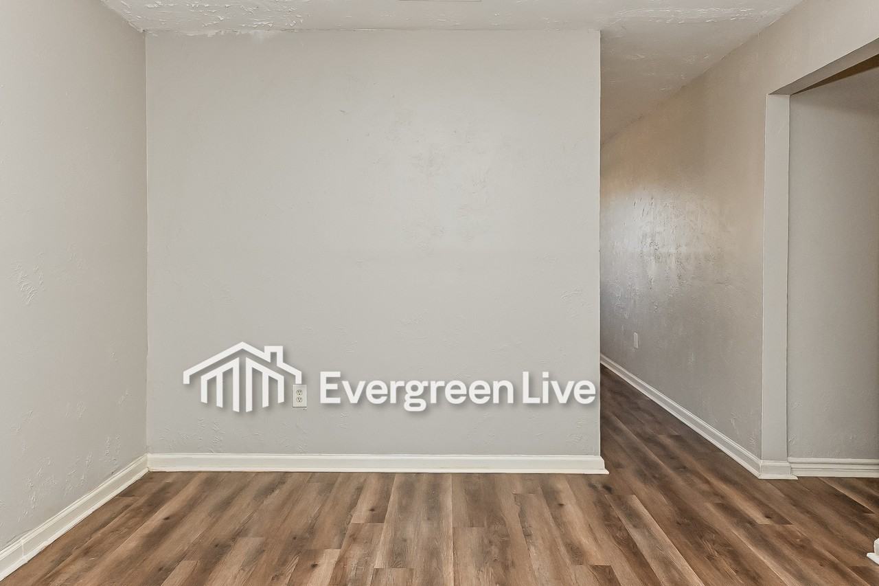 7421 Plover Cir - Photo 5 of 12