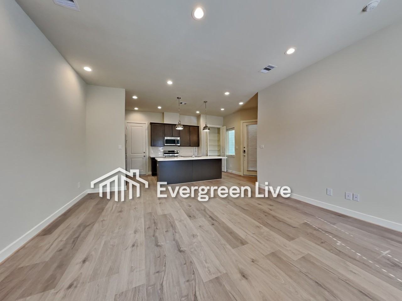 5710 Quinn Landing Ln - Photo 5 of 13