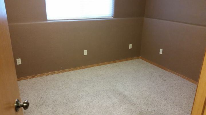 1270 Poe St - Photo 5 of 7