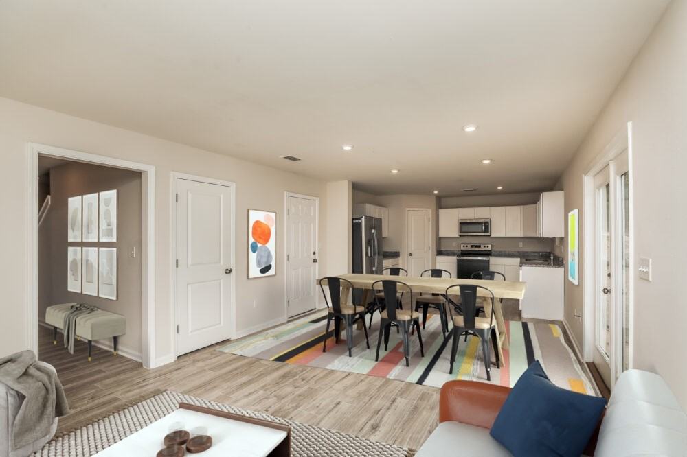 6222 6222 Travelers Rest Ct - Photo 3 of 17