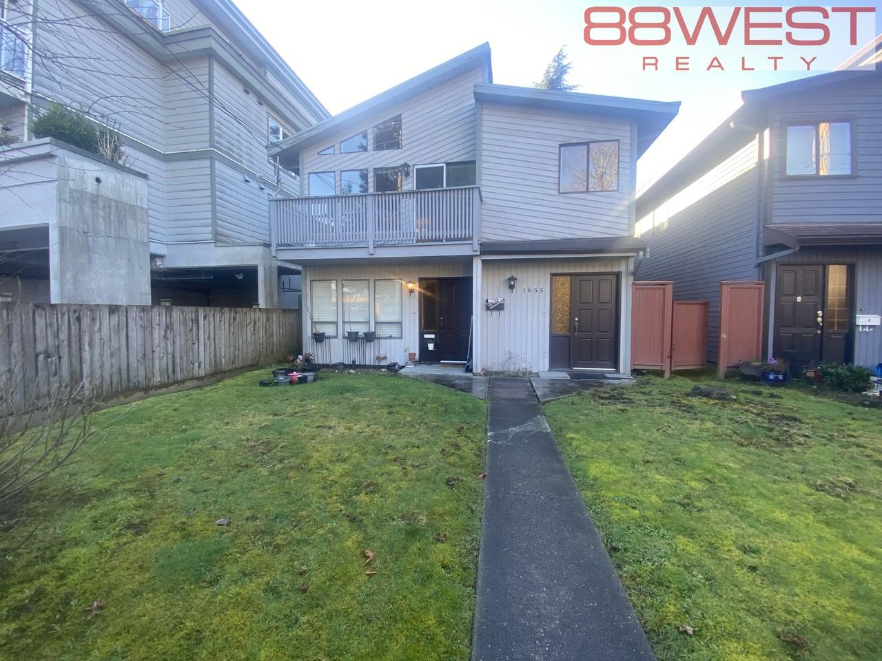 1655 Garden Avenue - Photo 3 of 29