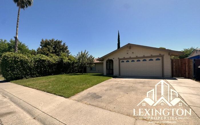 4234 Glascow Dr - Photo 2 of 26