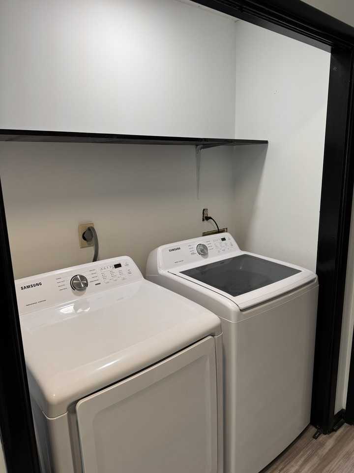 2712 Banyan St #B - Photo 7 of 14