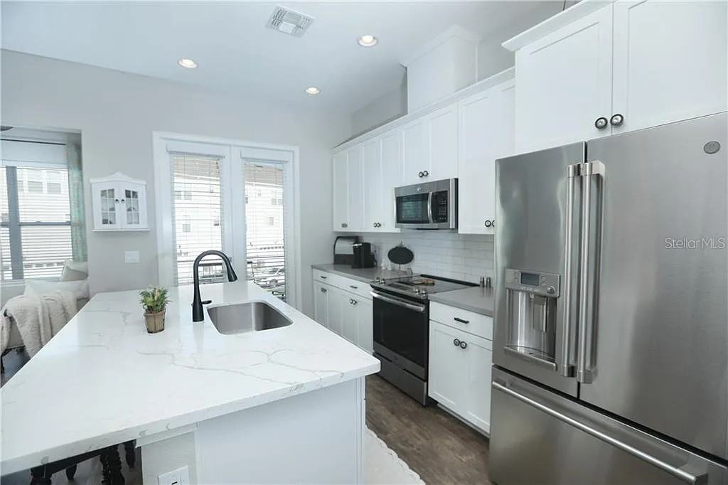 8451 Karrer Ter #8451 - Photo 4 of 35